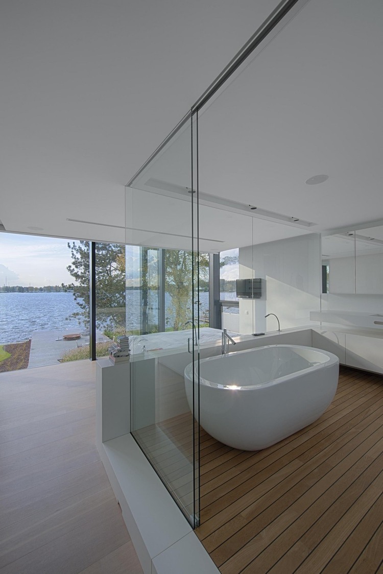 Lake House by BBSC Architects