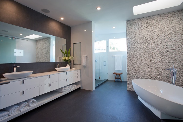 96 Golden Beach by SDH Studio