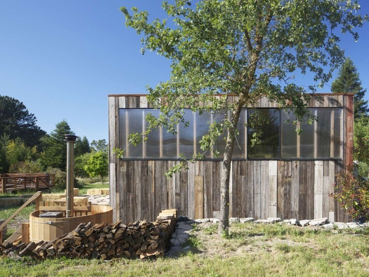 Meier Road Barn by Mork Ulnes Architects