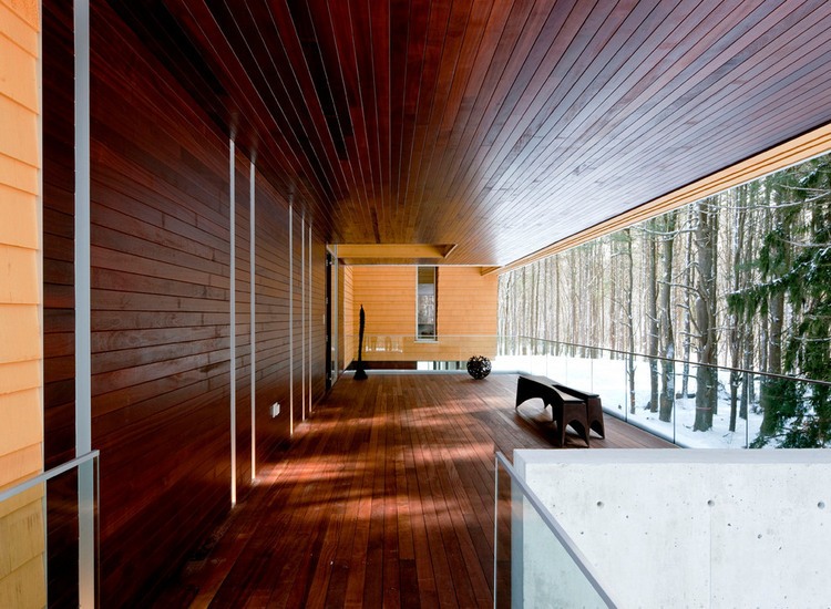 Page Road Residence by ACTWO Architects