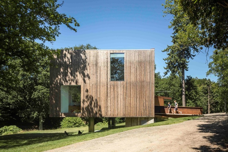 Red Bridge House by Smerin Architects