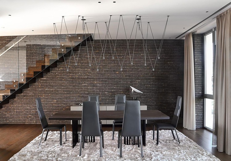 Belgrade Apartment by Aleksandar Savikin