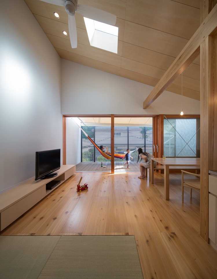 House in Asani by Sakai Architecture