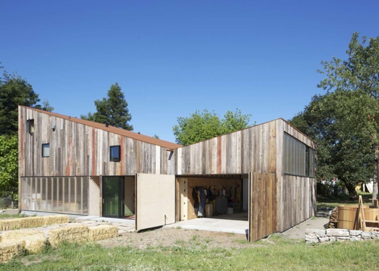 Meier Road Barn by Mork Ulnes Architects