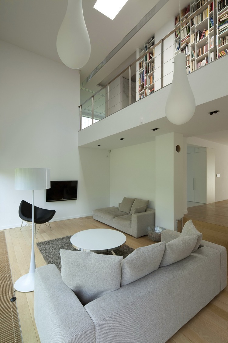 Black Cube House by Kameleonlab