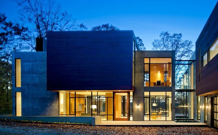 Glen Echo Residence by Robert M. Gurney