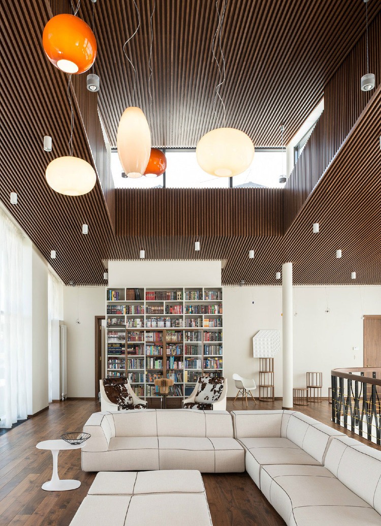 Country House by Leonovich Arseny