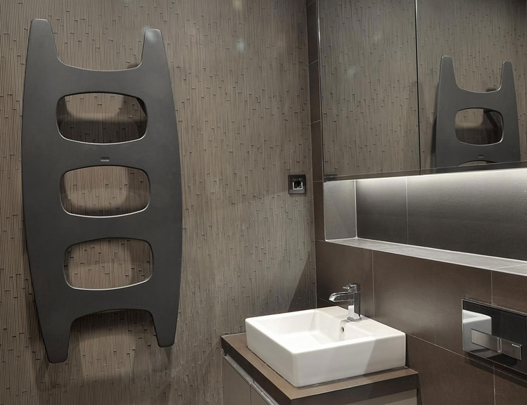 Belgrade Apartment by Aleksandar Savikin