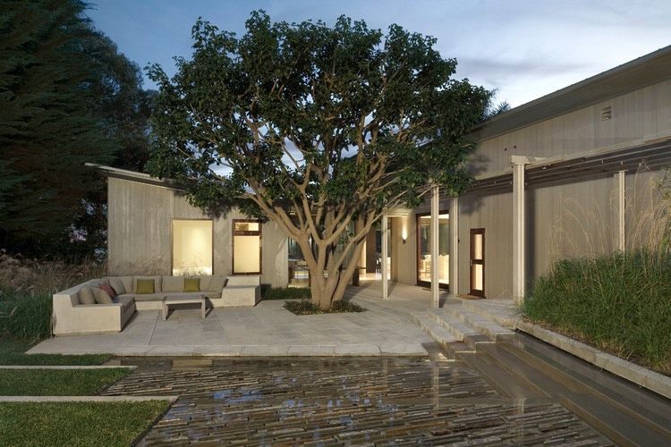 House in California by Nicholas/Budd Architects