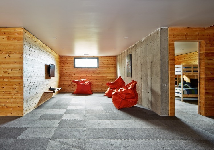 Malbaie VIII Residence, by Mu Architecture