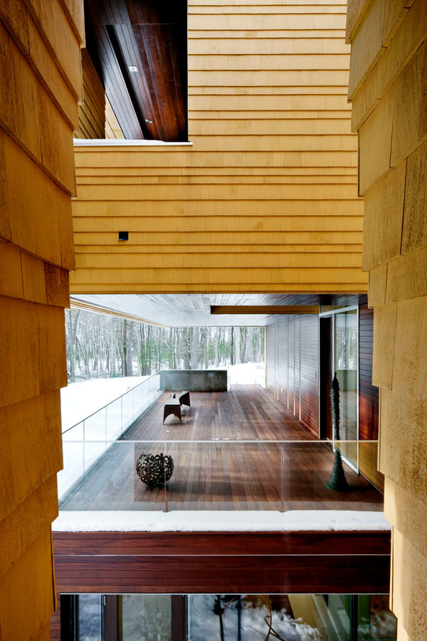 Page Road Residence by ACTWO Architects