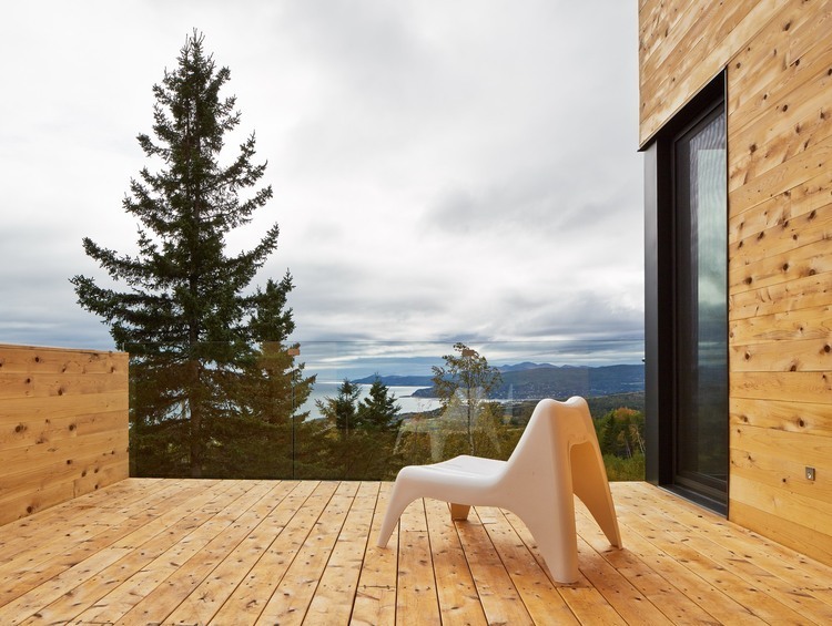 Malbaie VIII Residence, by Mu Architecture