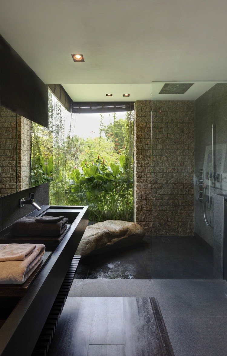 Merryn Road House by Aamer Architects