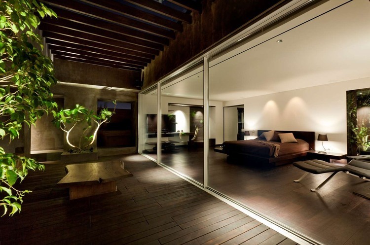 Villa in the Sky by Abraham John Architects