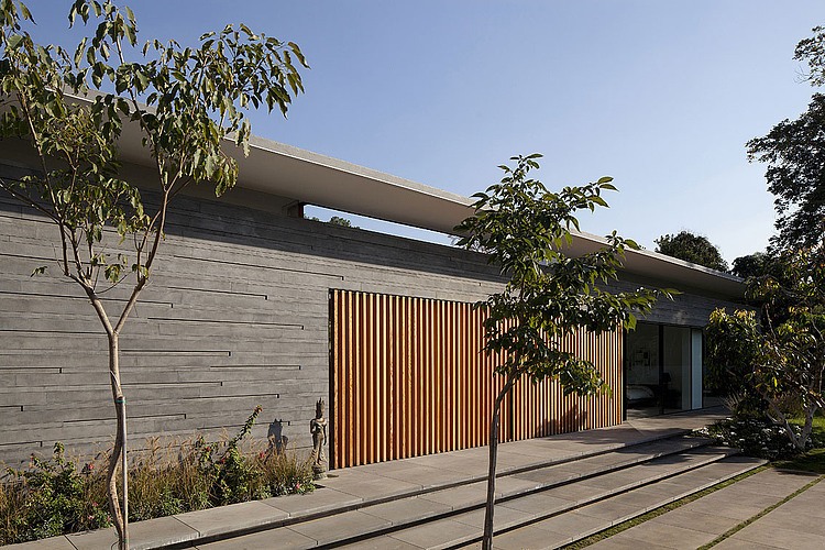 Float House by Pitsou Kedem Architects