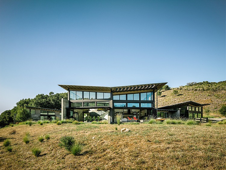 Butterfly House by Feldman Architecture