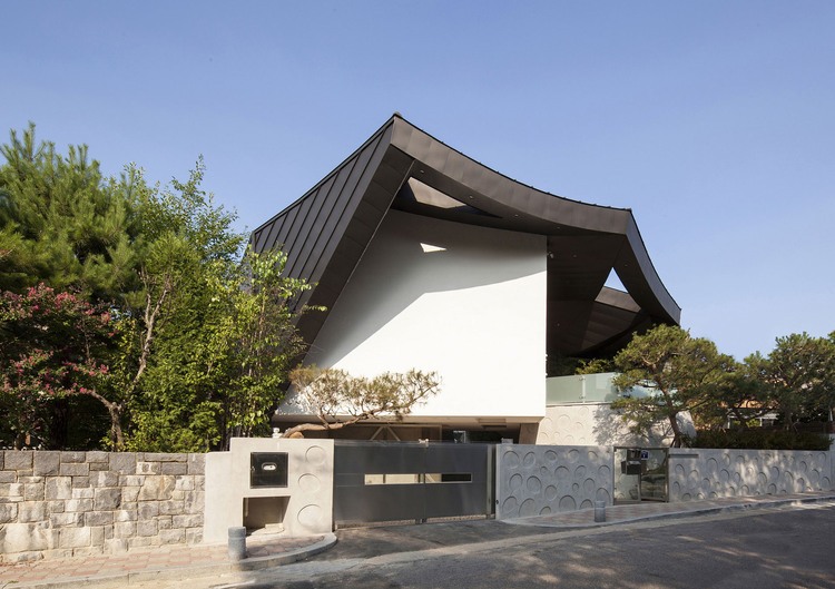 Ga On Jai by Iroje KHM Architects