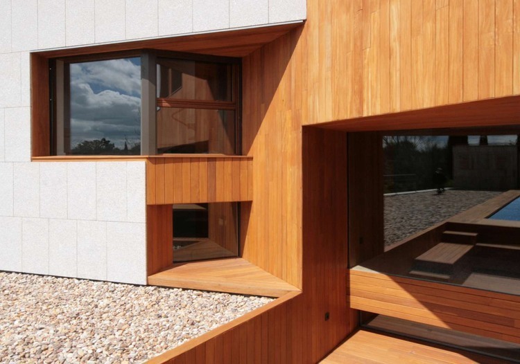 Monteprincipe House by Camacho Macia Architects