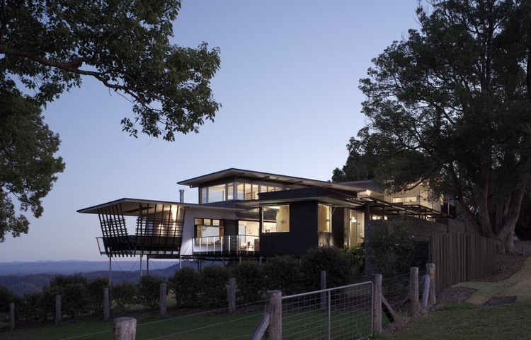 The Maleny House by Bark Design Architects