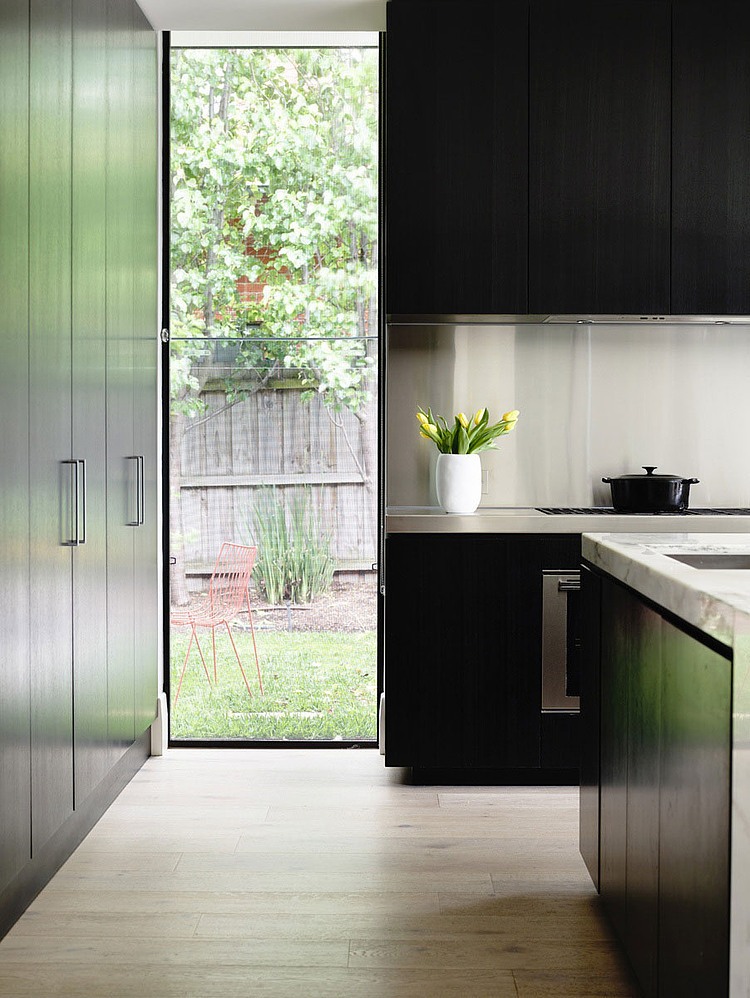 Mosh House by Foong + Sormann