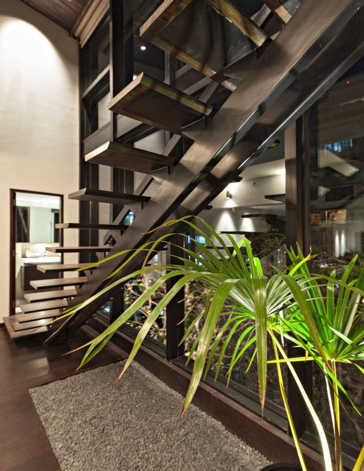 Villa in the Sky by Abraham John Architects