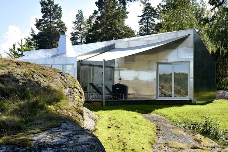 Aluminum Cabin by Jarmund / Vigsnaes Architects