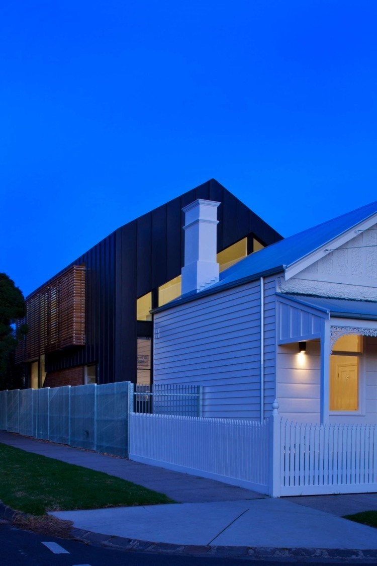Elsternwick House by Simon Couchman