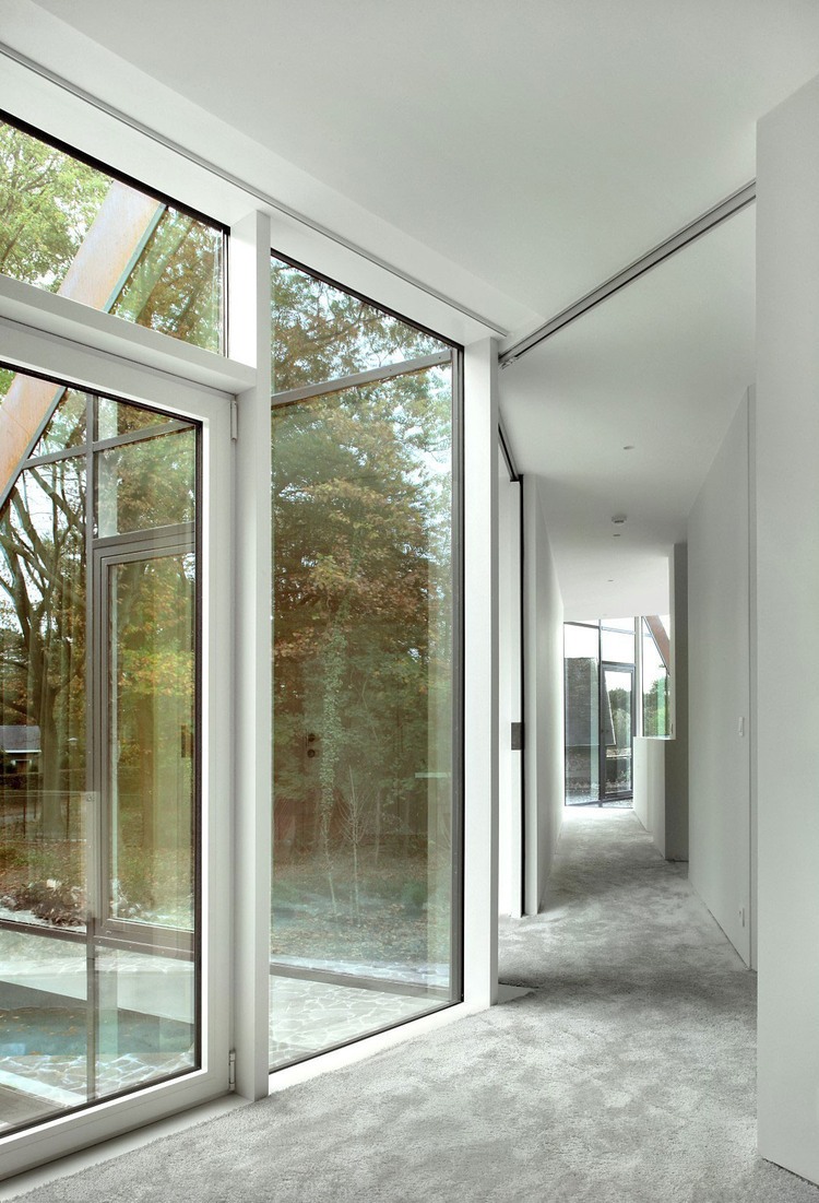 House VDV by Graux & Baeyens Architects