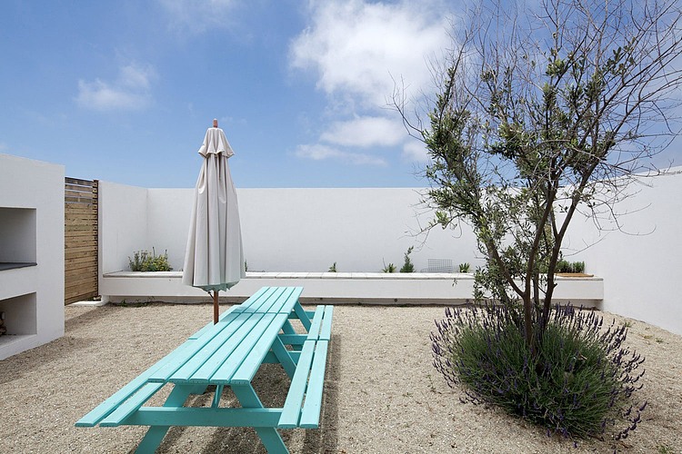 Tunquen House by Nicolás Lipthay Allen / L2C
