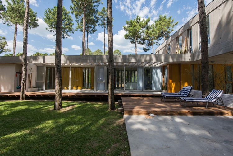 Batin Residence by Estudio Galera