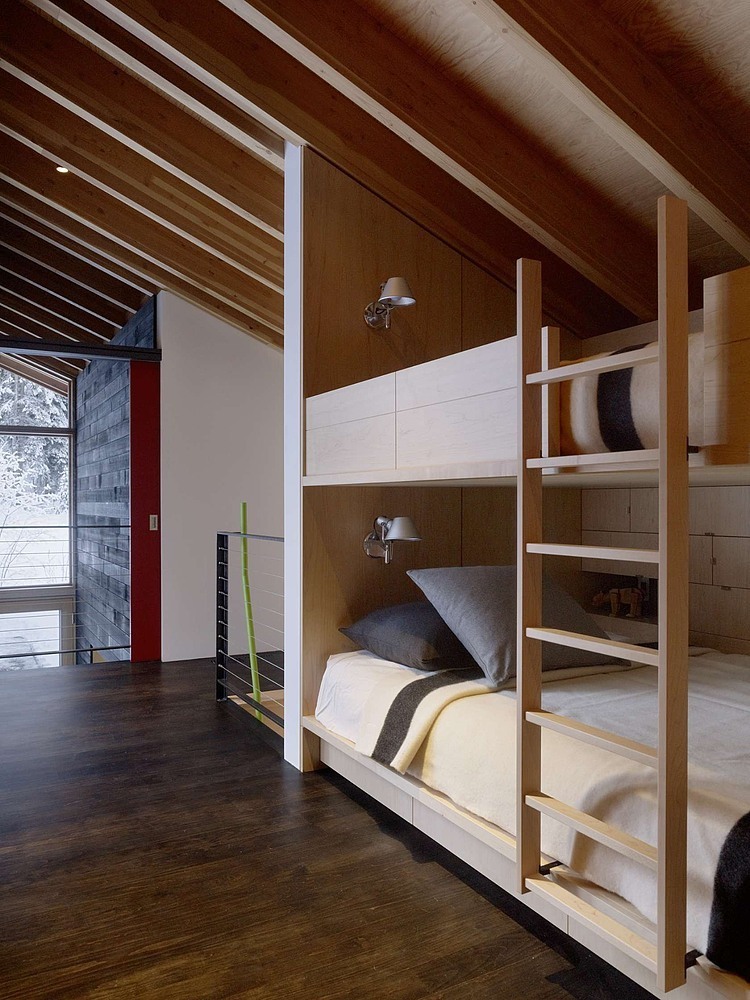 Kicking Horse Residence by Bohlin Cywinski Jackson
