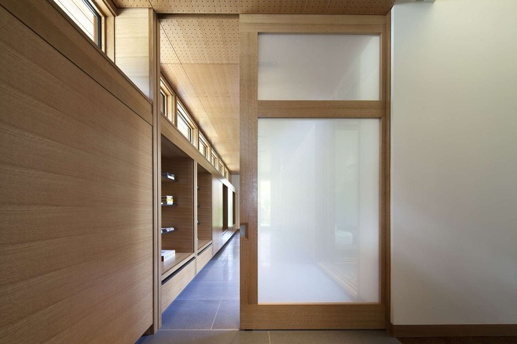 Medomak River House by Anmahian Winton Architects