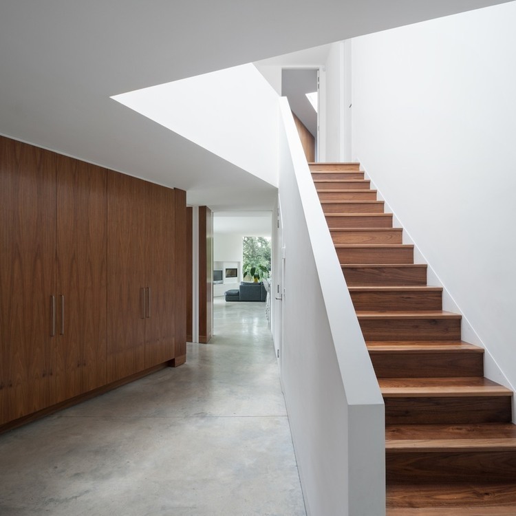 Wedge House by SOUP Architects
