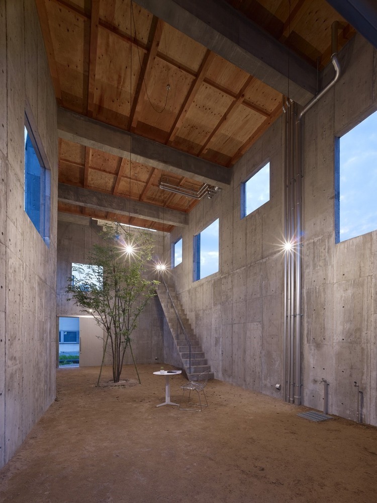 House in Yagi by Suppose Design Office