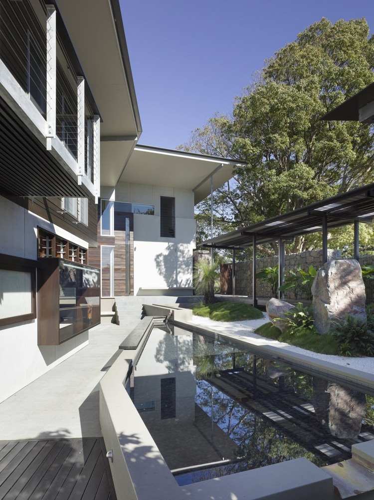 The Maleny House by Bark Design Architects