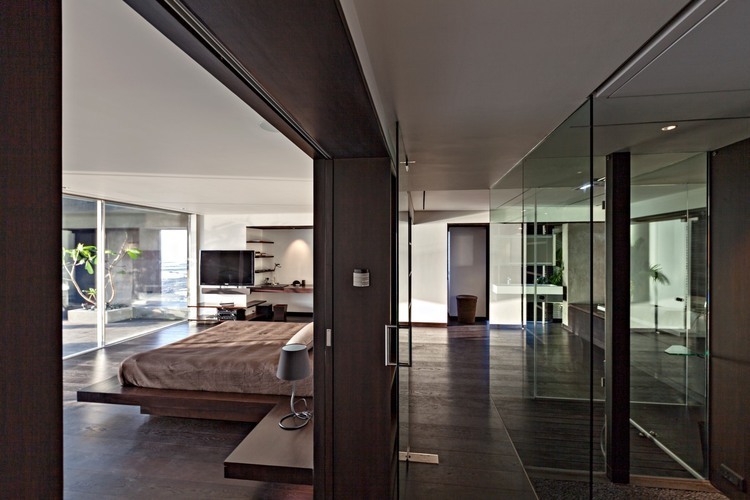 Villa in the Sky by Abraham John Architects