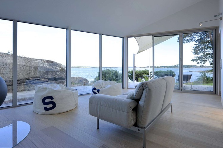 Aluminum Cabin by Jarmund / Vigsnaes Architects