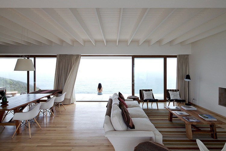 Tunquen House by Nicolás Lipthay Allen / L2C