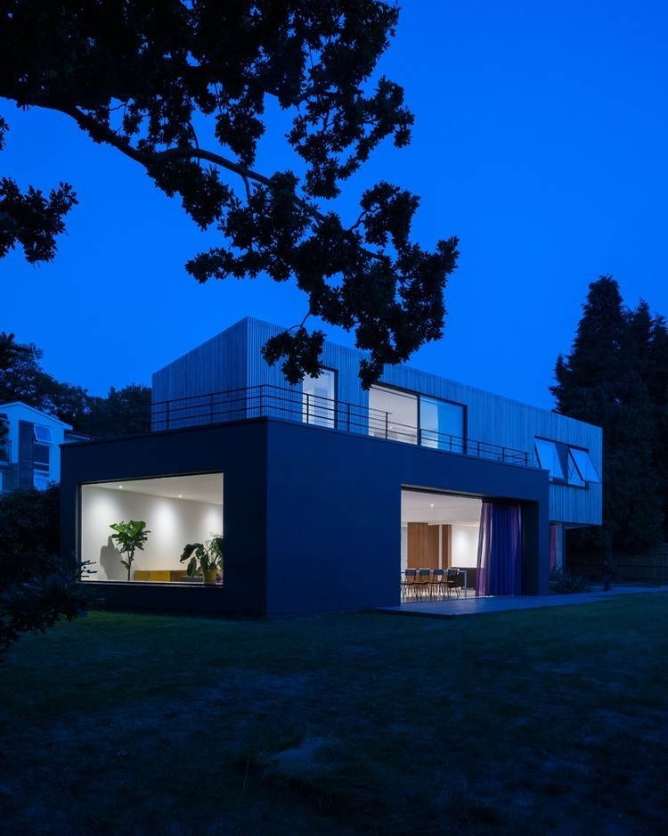 Wedge House by SOUP Architects