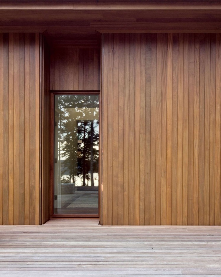 Medomak River House by Anmahian Winton Architects
