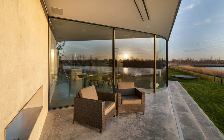 Villa Kavel 1 by Studioninedots