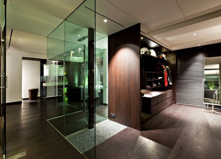 Villa in the Sky by Abraham John Architects