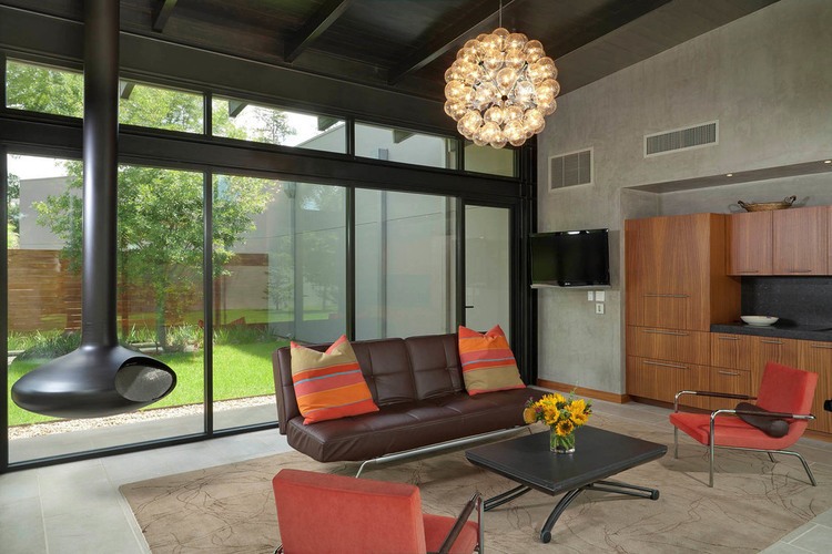 Main Street House by Robertson Design