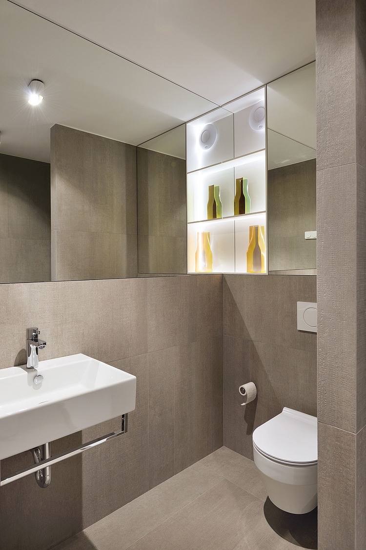 Geometric Residence by Lidija Dragisic