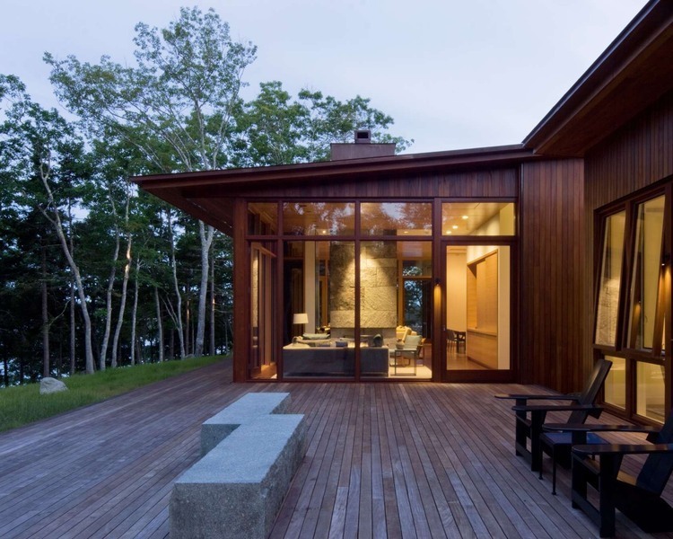 Medomak River House by Anmahian Winton Architects