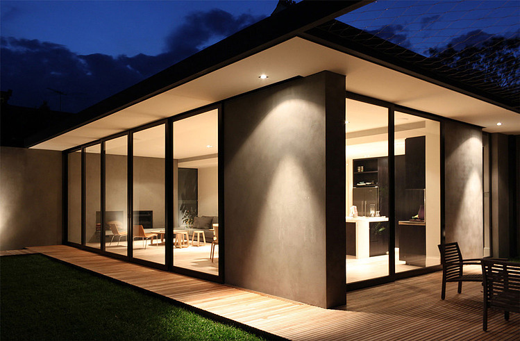 Mosh House by Foong + Sormann