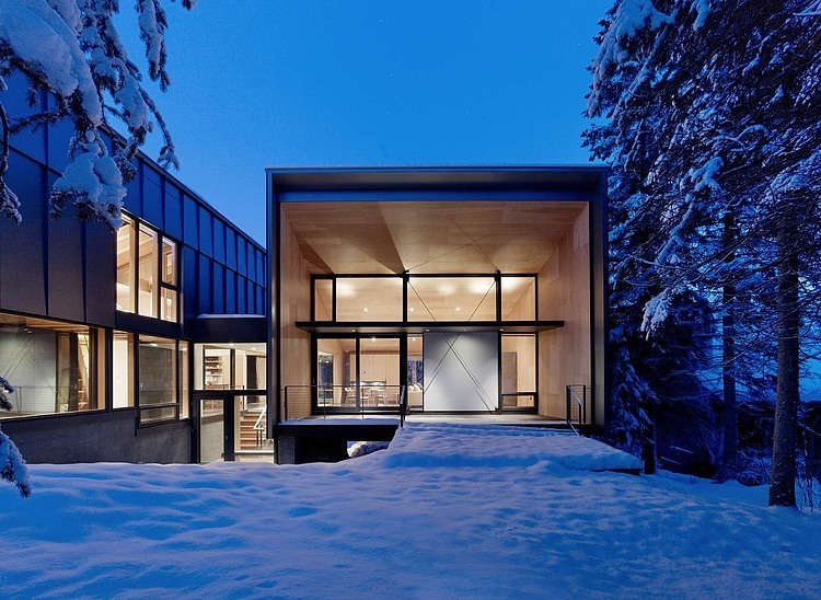 Kicking Horse Residence by Bohlin Cywinski Jackson