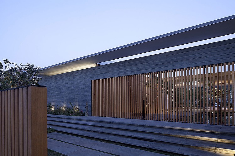 Float House by Pitsou Kedem Architects