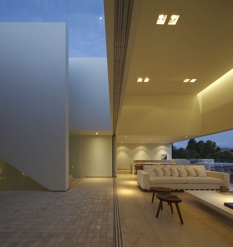 La Caleta by Llosa Cortegana Arquitectos