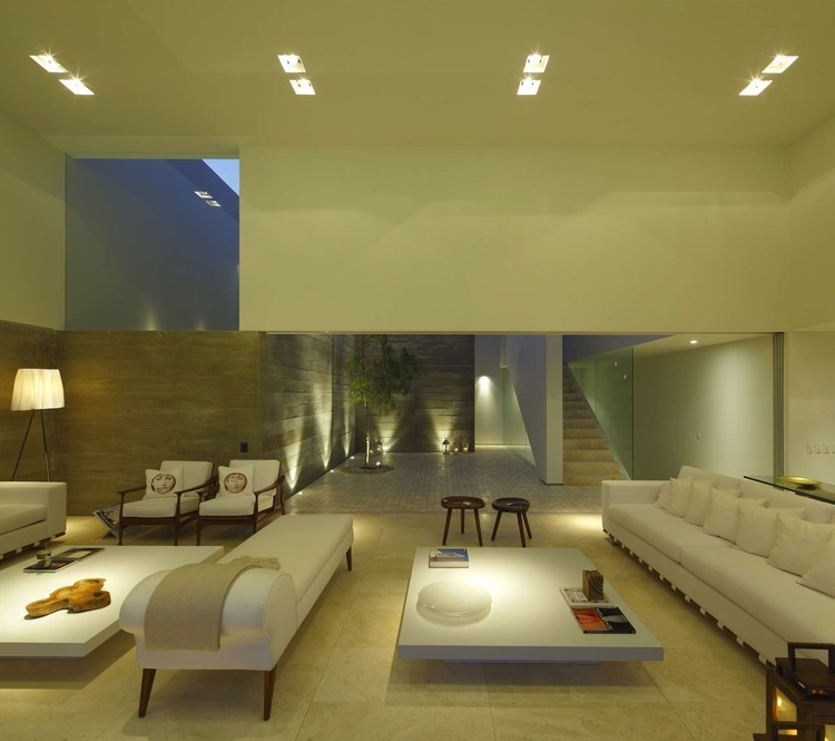 La Caleta by Llosa Cortegana Arquitectos